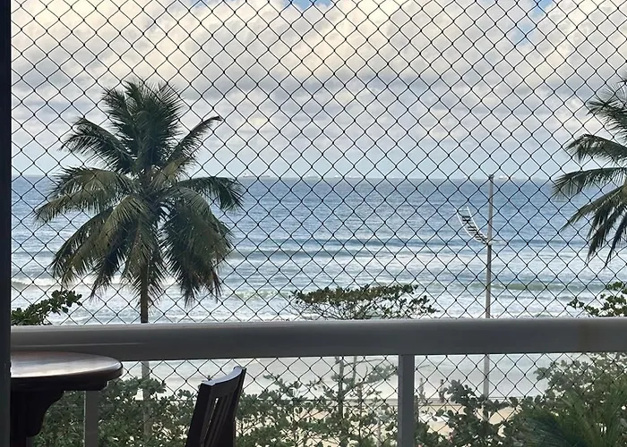 Apartamento Frente Ao Mar, Ideal Para Familias Guarujá
